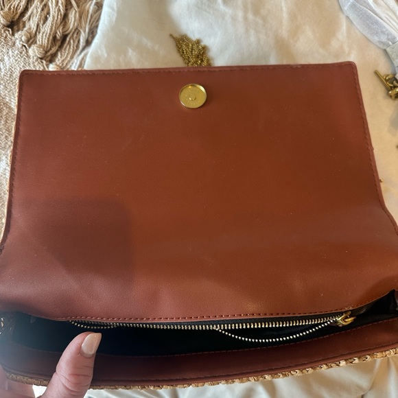 Yves Saint Laurent Natural Raffia Shoulder Bag with Gold Chain - Picture 6 of 8